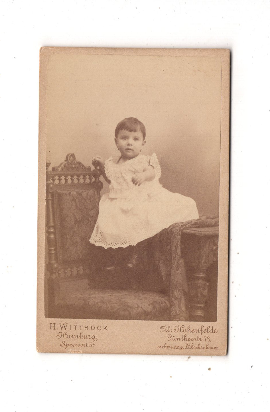 Fotografie Niedliches kleines Mädchen - Hamburg um 1890