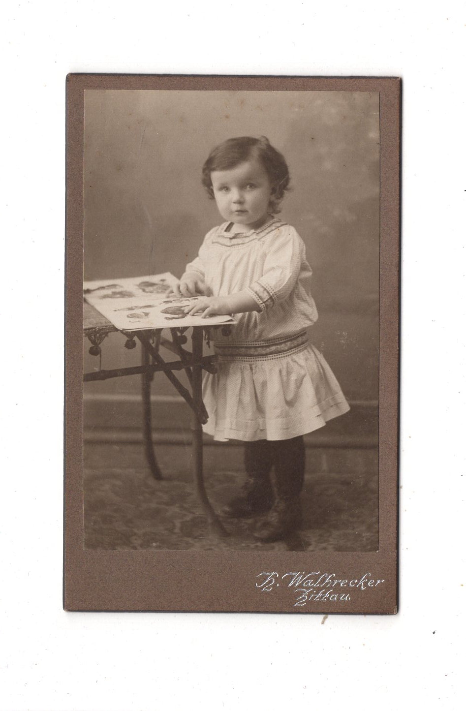 Fotografie Niedlicher kleiner Junge - Zittau um 1910 / CDV M1-14