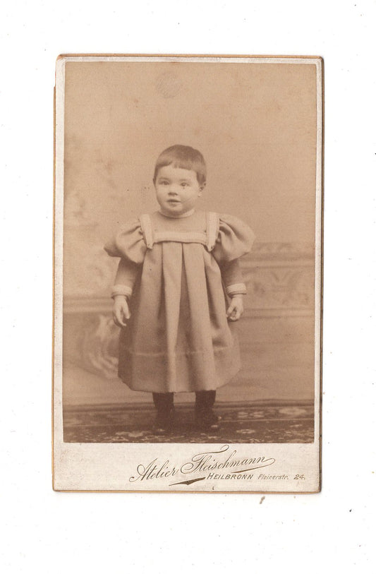 Fotografie Niedliches kleines Kind - Heilbronn um 1890 / CDV M1-34