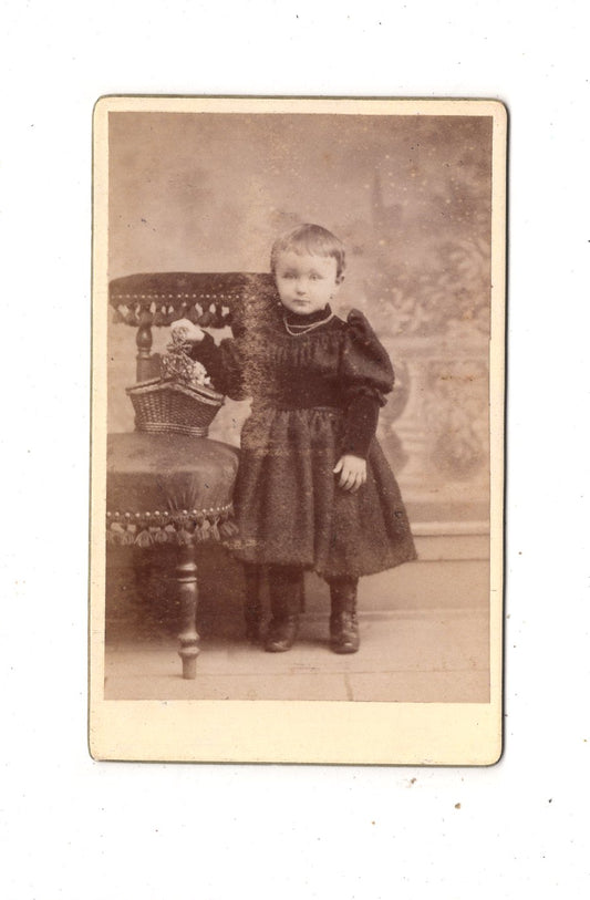 Fotografie Niedliches kleines Mädchen - Strasbourg Straßburg 1880er