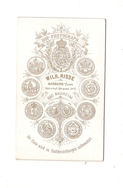 Fotografie Niedlicher kleiner Junge - Marburg an der Lahn / Bad Nauheim 1880er / CDV M1-14