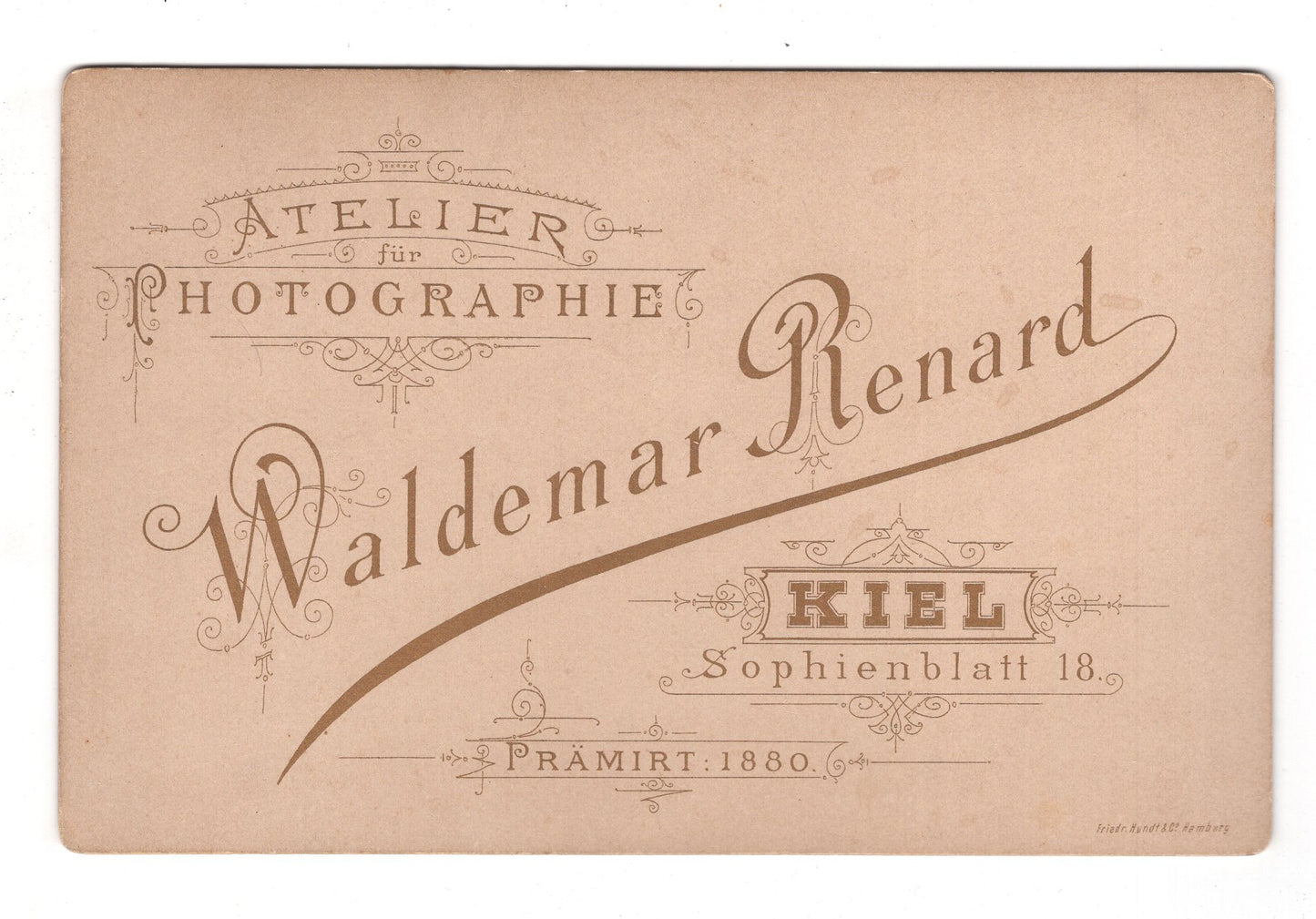 Fotografie Feine Dame mit Baby - Kiel 1880er / CAB U-34