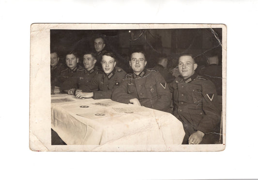 Ansichtskarte Gruppenbild Soldaten