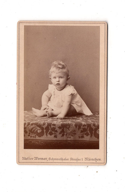 Fotografie Niedliches kleines Kind - München 1880er