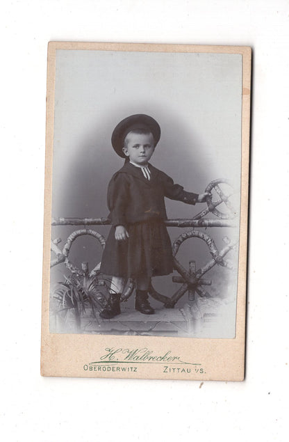 Fotografie Niedlicher kleiner Junge - Zittau / Oberoderwitz um 1900 / CDV M1-14