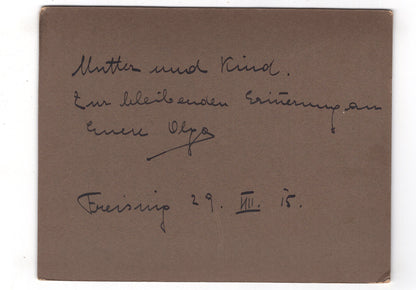 Fotografie Feine Dame mit Baby & Widmung - Freising 1915 / CAB U-34