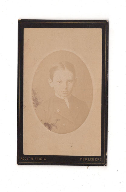 Fotografie Niedlicher kleiner Junge - Perleberg um 1880 / CDV M1-15