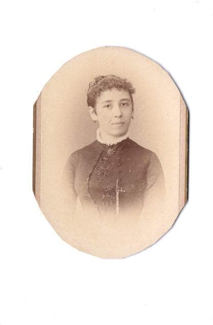 Fotografie Damenportrait - Wiesbaden um 1880