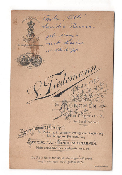 Fotografie Feine Dame mit kleinen Kindern / benannt - München 1890er / CAB U-35