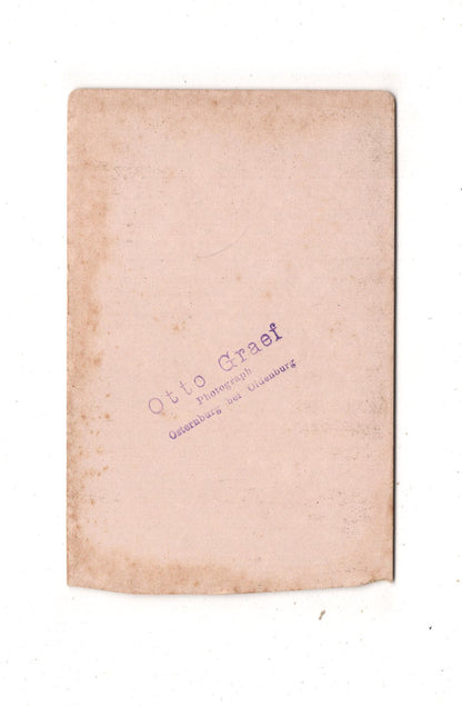 Fotografie Niedlicher kleiner Junge - Osternburg bei Oldenburg 1870er / CDV M1-15