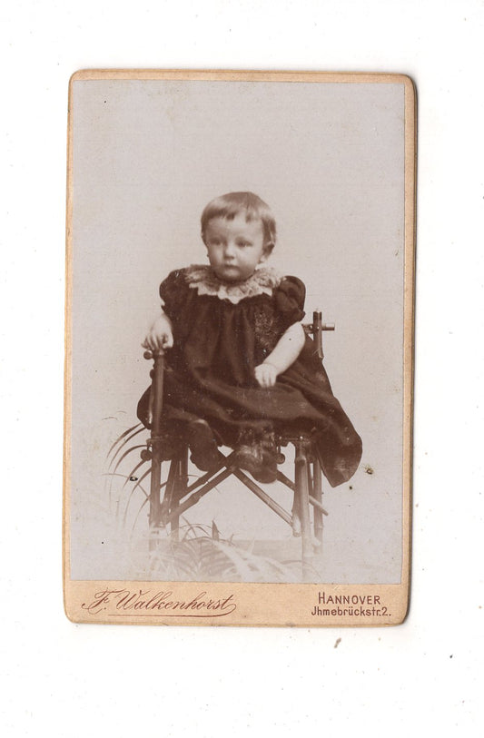 Fotografie Niedliches kleines Kind - Hannover 1890er / CDV M1-35