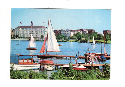 Ansichtskarte Hamburg / Blick über die Außenalster auf das Hotel Atlantic / K1-49