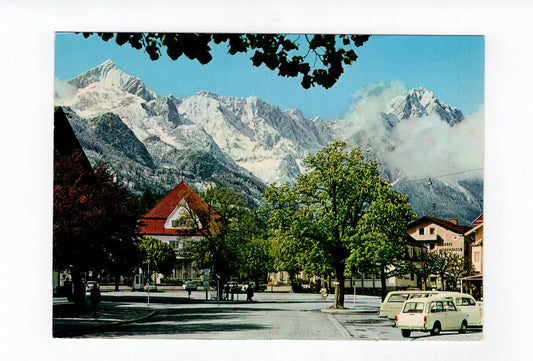 Ansichtskarte Garmisch-Partenkirchen / Marktplatz mit Spielbank