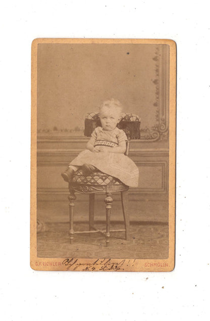 Fotografie Niedliches kleines Mädchen - Schmölln 1870er