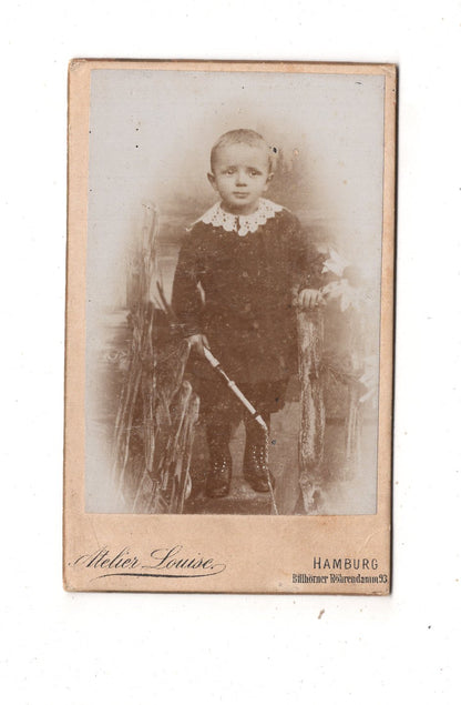 Fotografie Niedlicher kleiner Junge - Hamburg 1890er / CDV M1-16