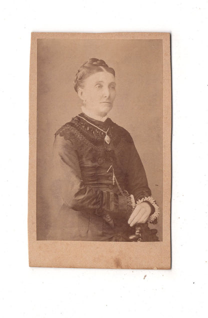Fotografie Feine Dame - Bad Pyrmont 1870er / CDV L1-34