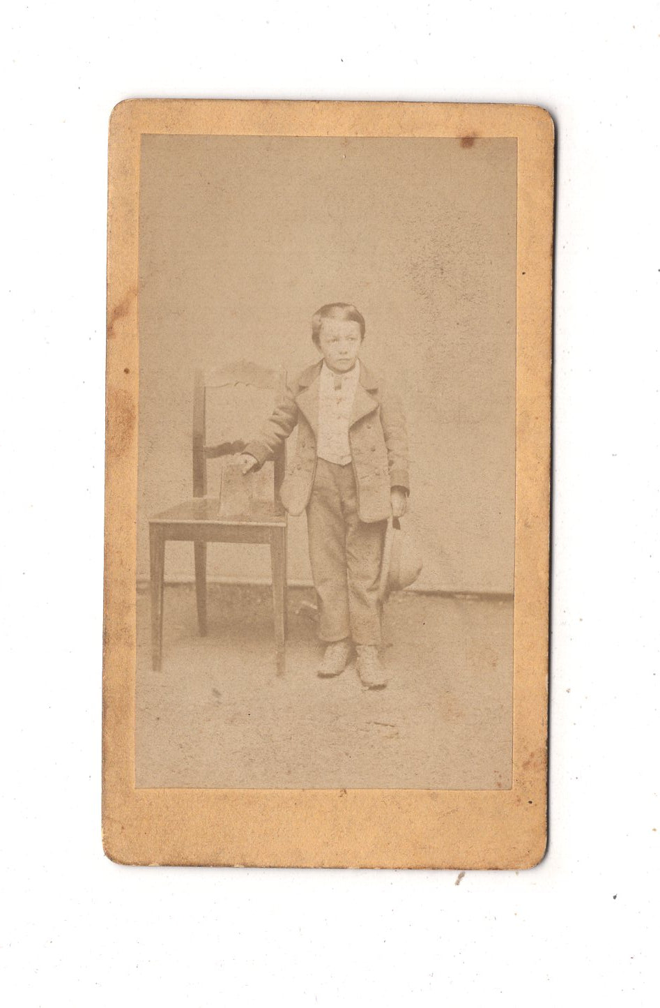 Fotografie Niedlicher kleiner Junge - Wien 1860er / CDV M1-16