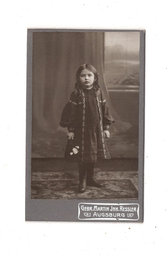Fotografie Niedliches kleines Mädchen - Augsburg 1900er