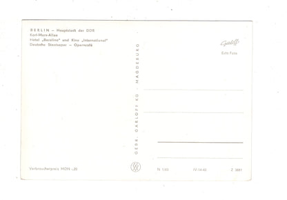Ansichtskarte Berlin / DDR / Deutsche Staatsoper +++ / K1-50