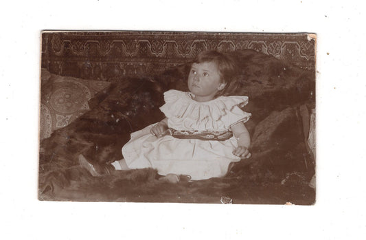 Fotografie Niedliches kleines Mädchen / Caola Schaaffhausen - Stettin 1904