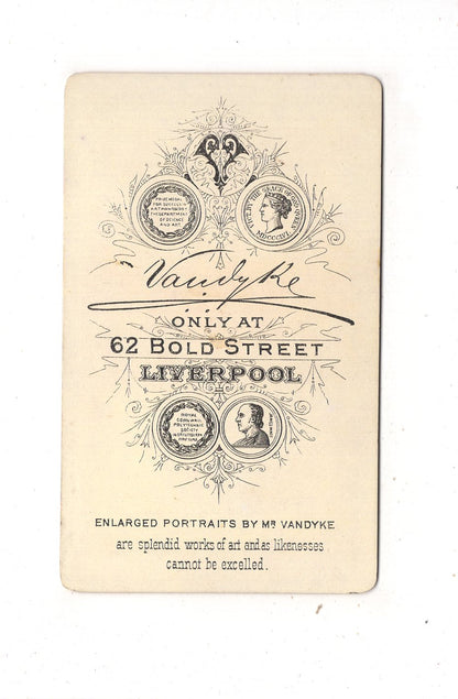 Fotografie Niedlicher kleiner Junge - Liverpool 1880er / CDV M1-16