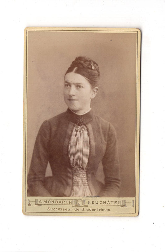 Fotografie Damenportrait - Neuchatel 1880er / CDV C1-13