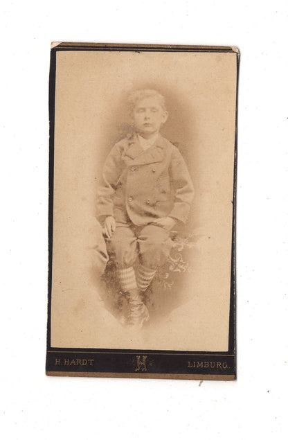 Fotografie Niedlicher kleiner Junge - Limburg an der Lahn um 1880 / CDV M1-16