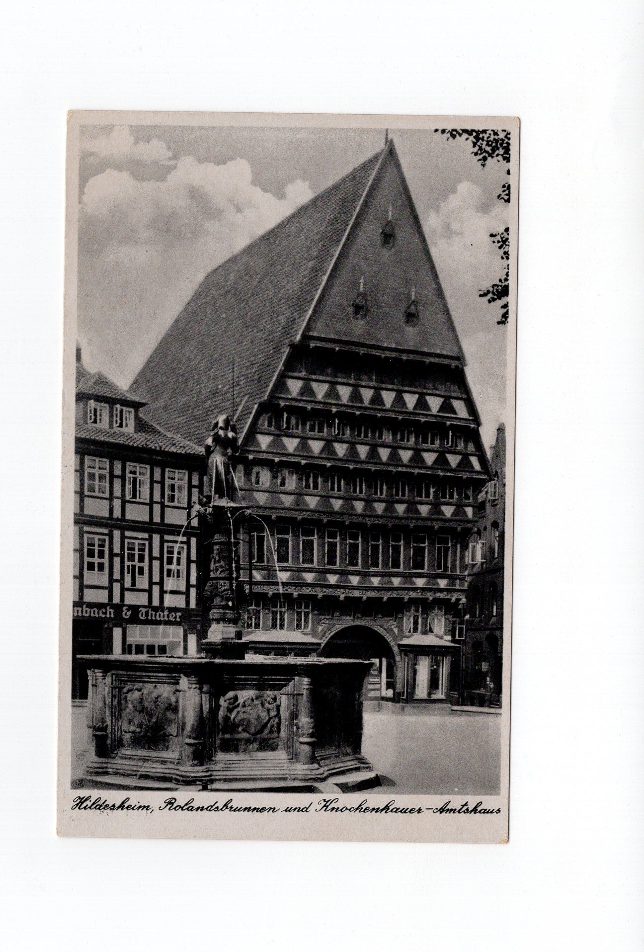 Ansichtskarte Hildesheim / Rolandsbrunnen und Knocherhauer-Amtshaus