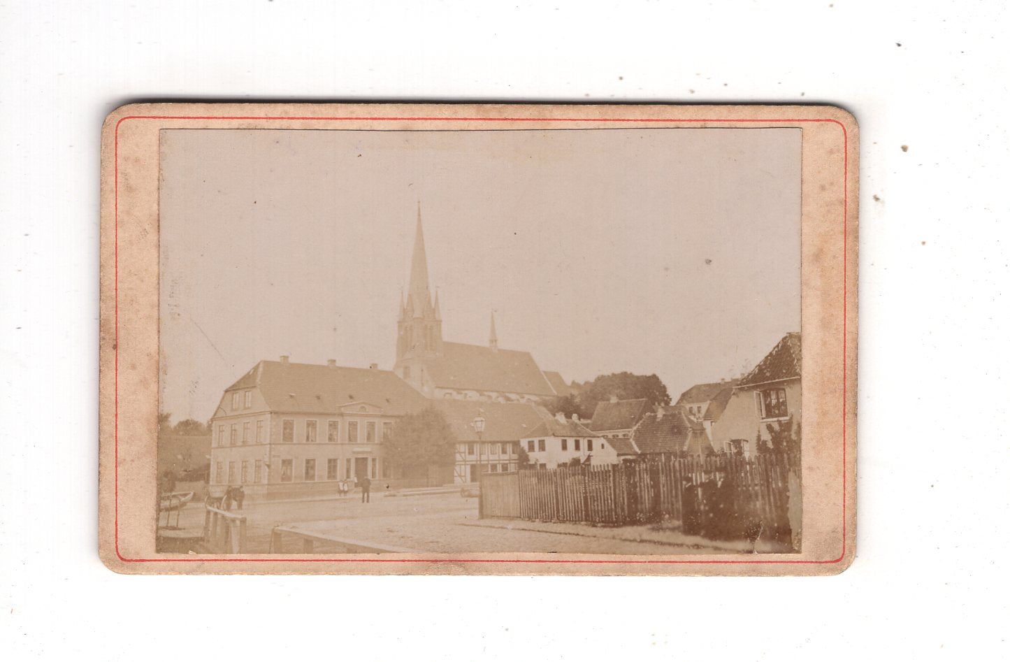 Fotografie Historische Ansicht einer Stadt - unbekannter Ort 1890er
