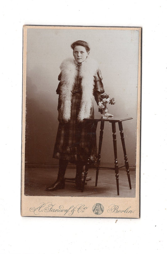 Fotografie Feines junges Mädchen - Berlin um 1900 / CDV M1-36