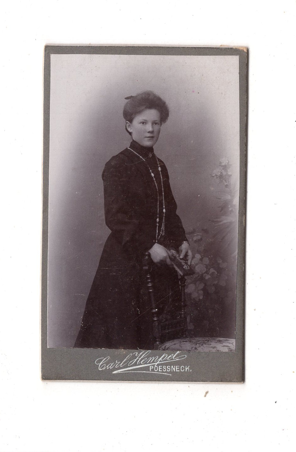 Fotografie Feines junges Mädchen / benannt - Poessneck 1900er / CDV M1-36