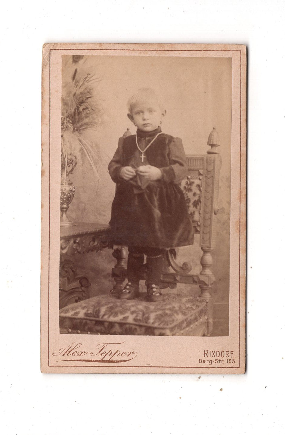 Fotografie Niedliches kleines Mädchen - Rixdorf 1880er