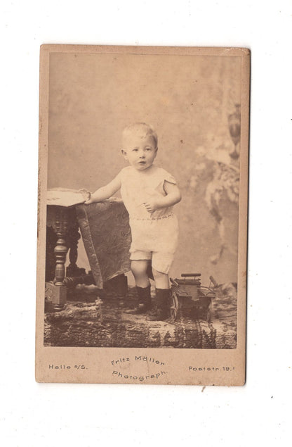 Fotografie Niedlicher kleiner Junge - Halle an der Saale 1890er / CDV M1-16
