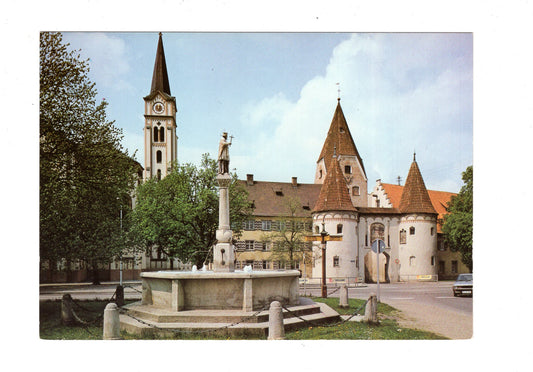 Ansichtskarte Weißenhorn / Oberes Tor -Stadtpfarrkirche +++ / H1-63