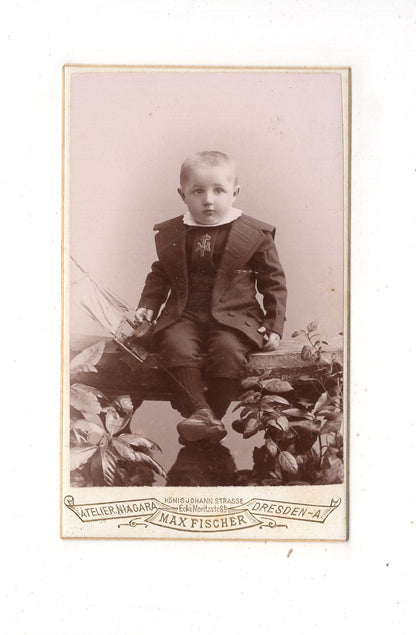 Fotografie Niedlicher kleiner Junge - Dresden 1890er / CDV M1-16