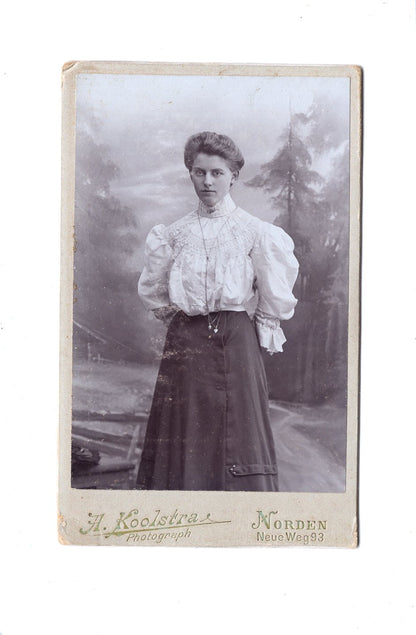 Fotografie Feine Dame - Norden um 1900