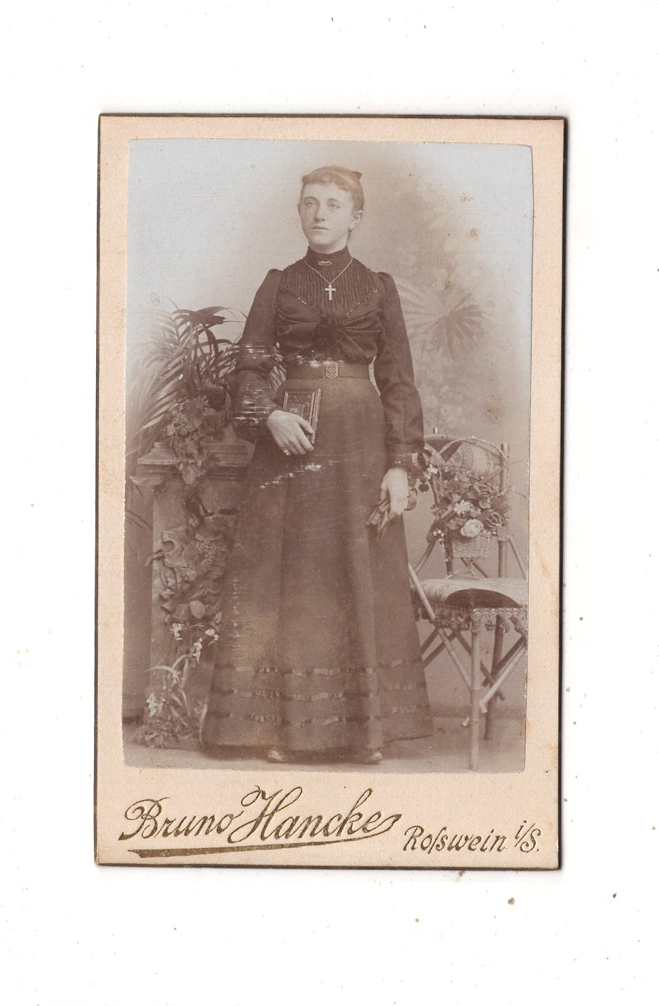 Fotografie Feines junges Mädchen - Roßwein 1890er