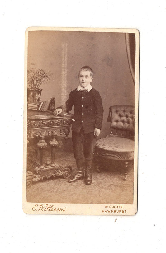 Fotografie Niedlicher kleiner Junge - Hawkhurst um 1880 / CDV M1-17