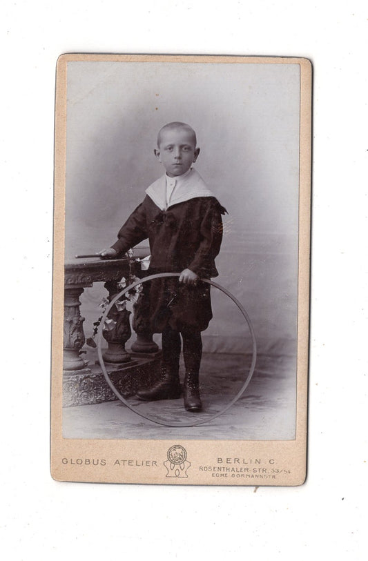 Fotografie Niedlicher kleiner Junge - Berlin 1890er / CDV M1-17