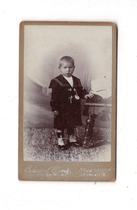 Fotografie Niedlicher kleiner Junge - Berlin Neuendorf um 1900 / CDV M1-17