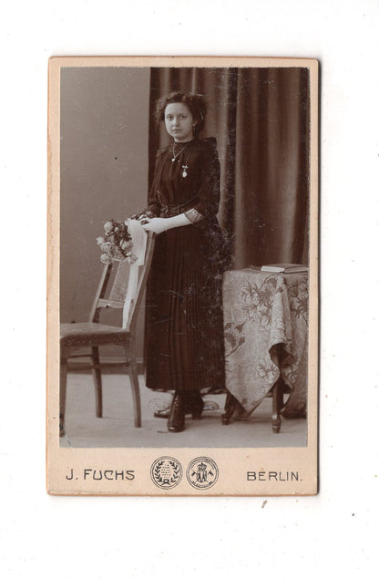 Fotografie Feines junges Mädchen - Berlin um 1900 / CDV M1-37