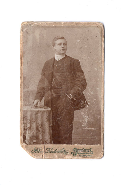 Fotografie Feiner Herr mit Widmung - Dresden 1904