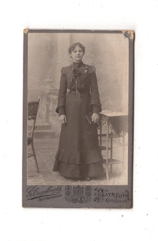 Fotografie Feines junges Mädchen - Bayreuth um 1900
