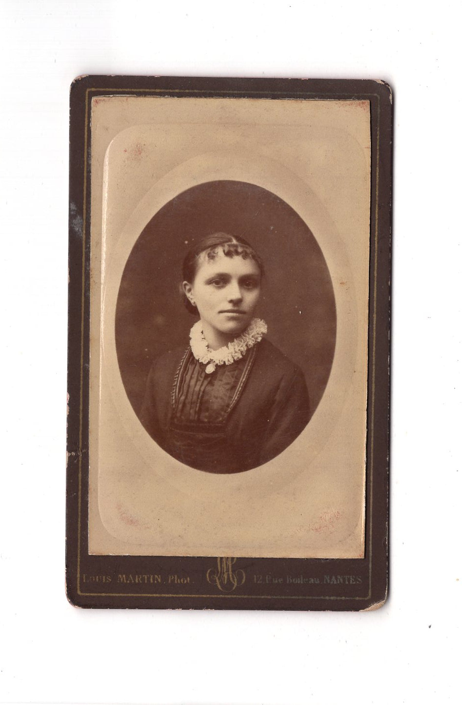 Fotografie Damenportrait - Nantes 1880er / CDV C1-14