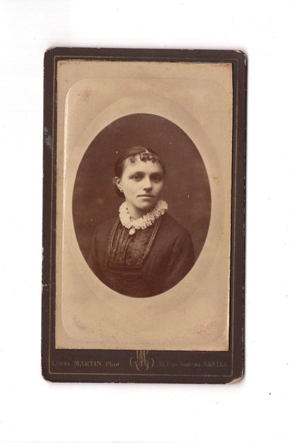 Fotografie Damenportrait - Nantes 1880er / CDV C1-14