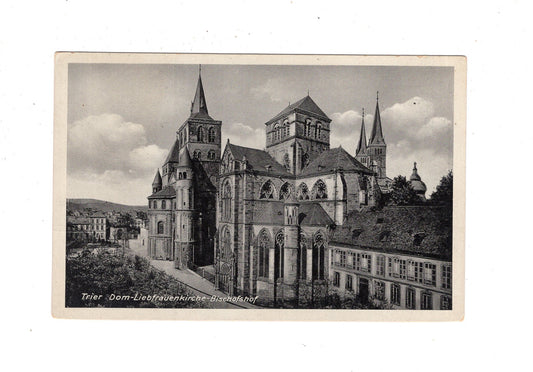 Ansichtskarte Trier an der Mosel / Dom-Liebfrauenkirche- Bischofshof / M1-56