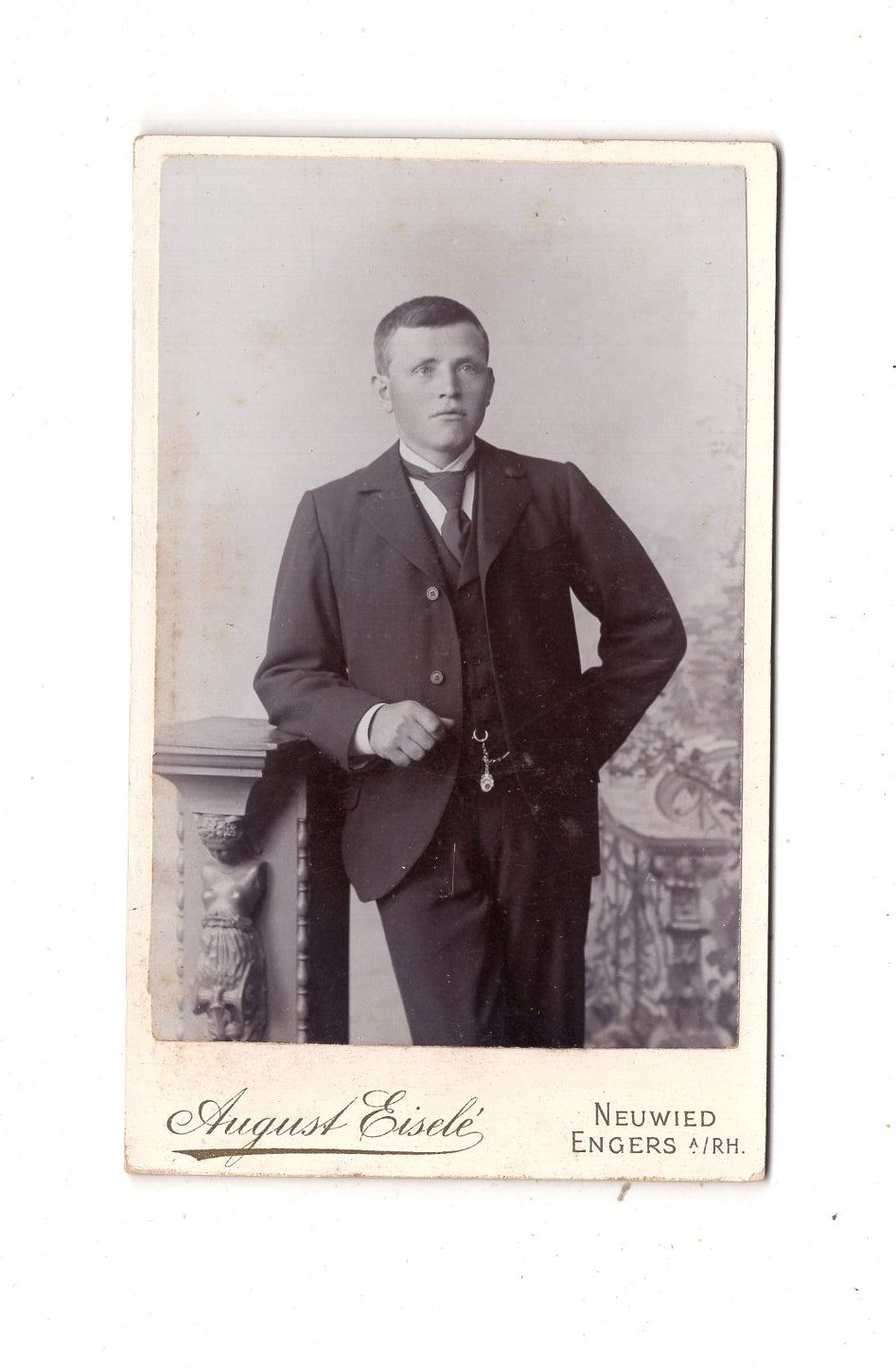 Fotografie Feiner Herr - Neuwied / Engers am Rhein 1890er / CDV L1-35