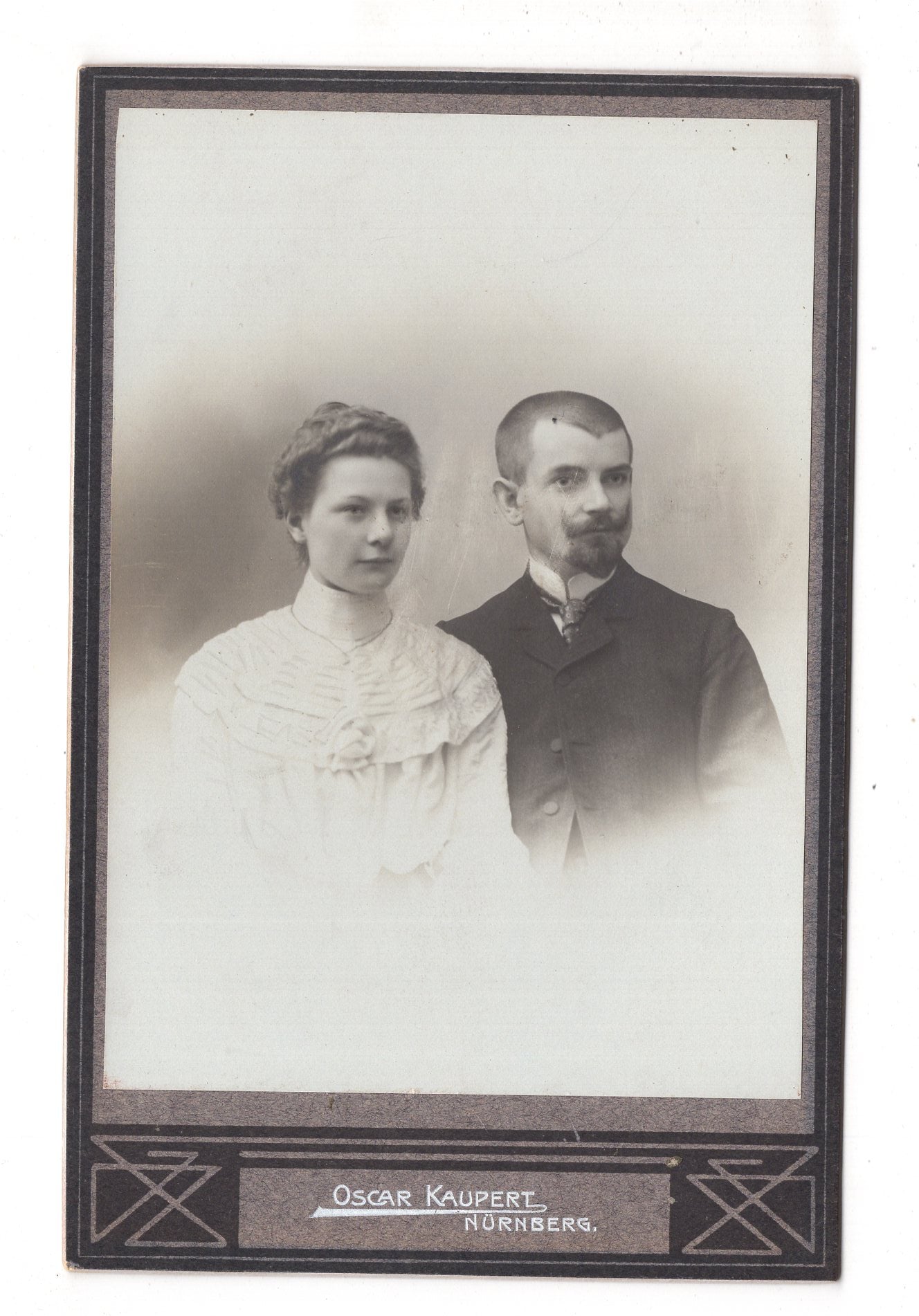 Fotografie Feines Paar - Nürnberg um 1900 / CAB X-24