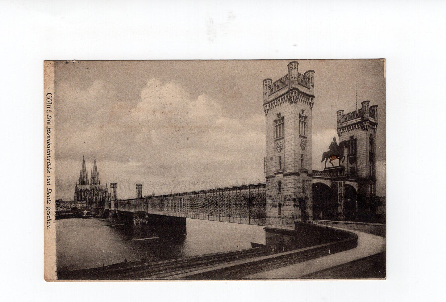 Ansichtskarte Köln am Rhein / Die Eisenbahnbrücke von Deutz gesehen