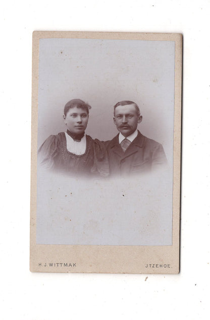 Fotografie Feines Paar - Itzehoe 1890er / CDV L1-36